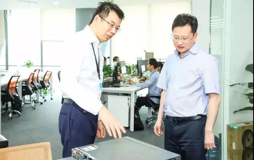 【合作伙伴】宏路數(shù)據(jù)大數(shù)據(jù)技術(shù),助力政府實現(xiàn)精準(zhǔn)企業(yè)服務(wù) 【合作伙伴】宏路數(shù)據(jù)大數(shù)據(jù)技術(shù),助力政府實現(xiàn)精準(zhǔn)企業(yè)服務(wù)