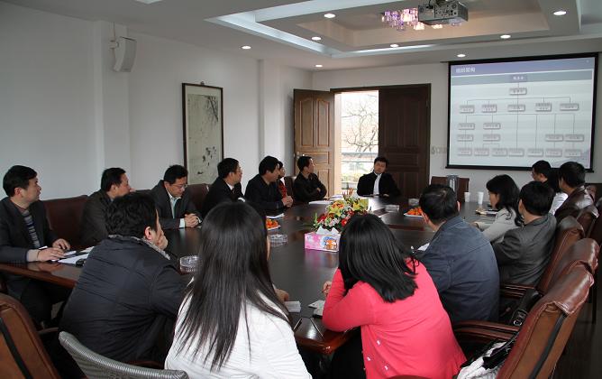 蘇州工業(yè)園區(qū)管委會(huì)劉小玫一行到訪天堂硅谷